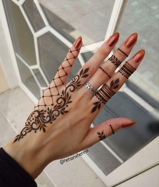 rings mehndi 