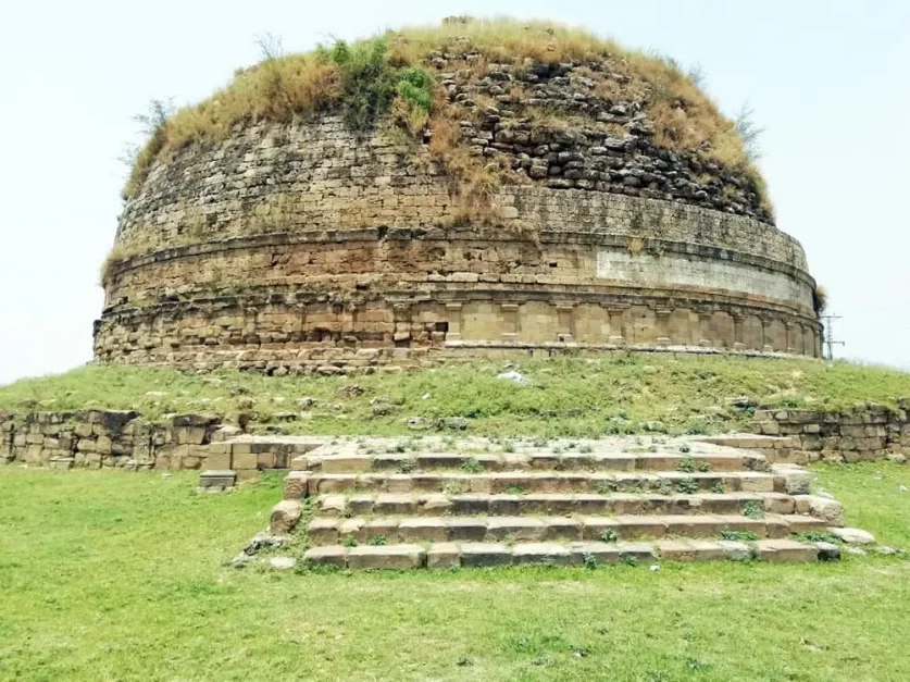 mankiala stupa