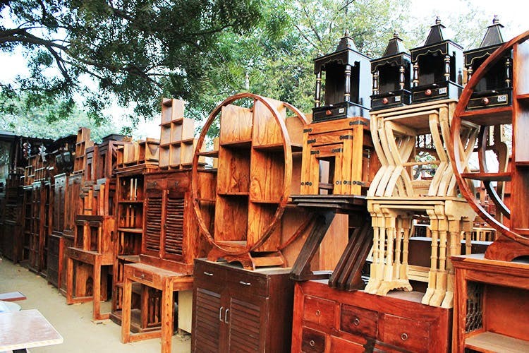 Gharibabad-Furniture-Market 