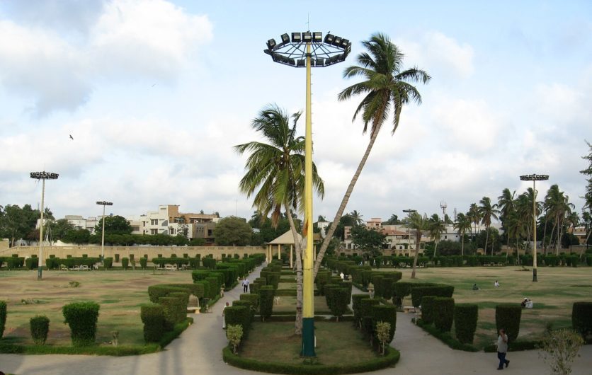 jheel park walking tracks and green patches