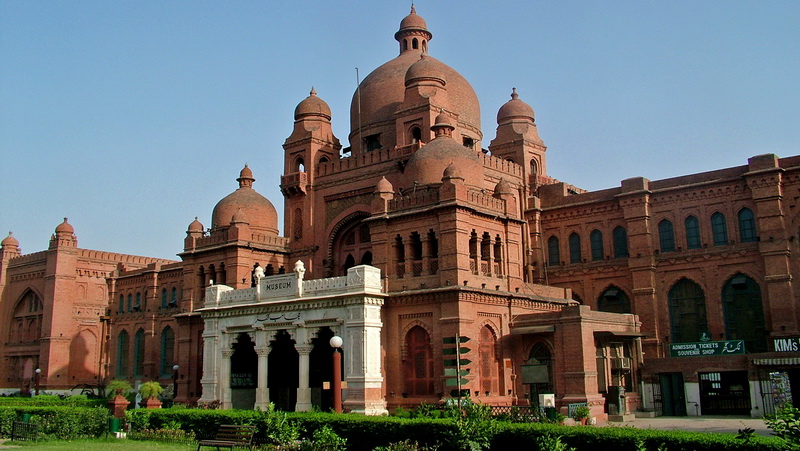 the Multan Museum building near budhla