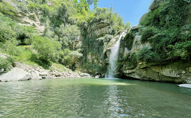 Shingrai Waterfall is located in Madyan,